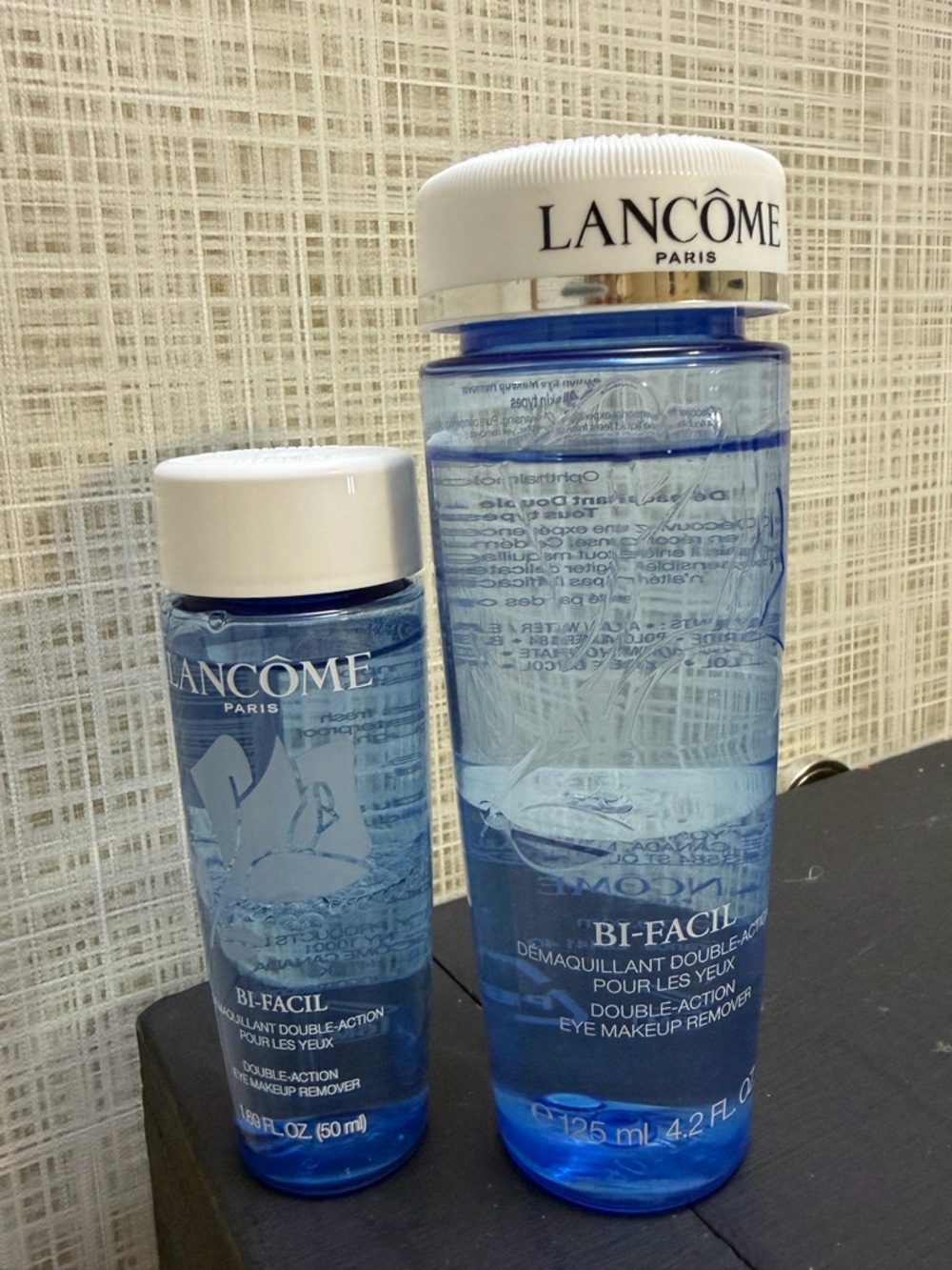 Bi-Facil Double-Action Eye Makeup Remover - Blue